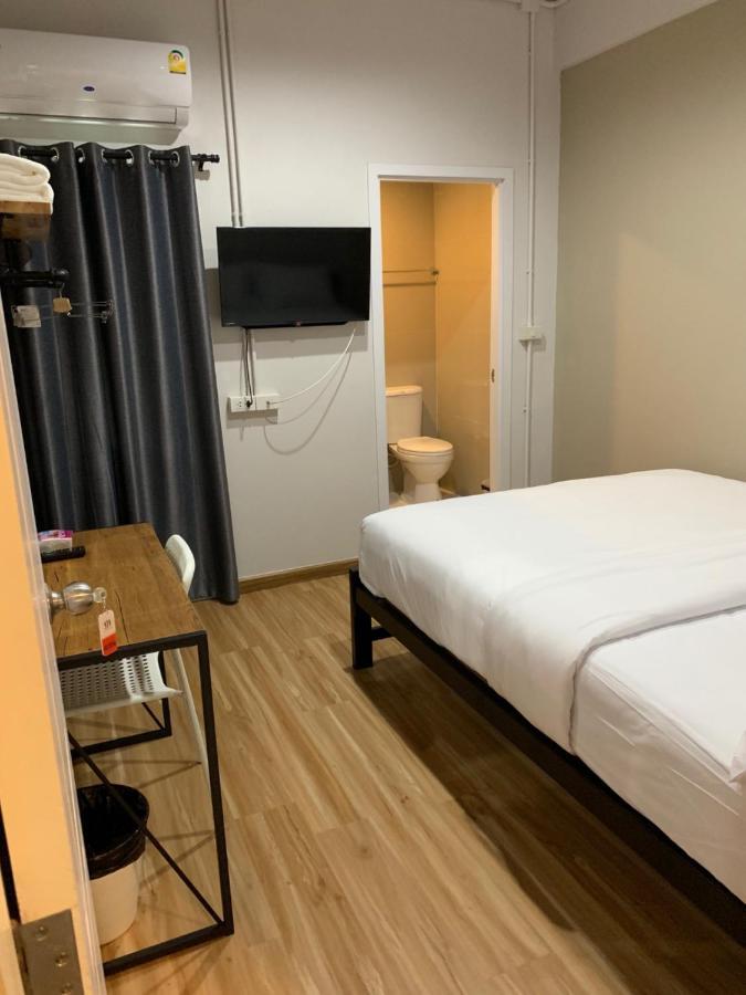 בנגקוק 9Ty Hotel מראה חיצוני תמונה