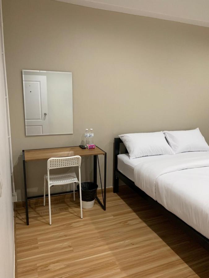 בנגקוק 9Ty Hotel מראה חיצוני תמונה