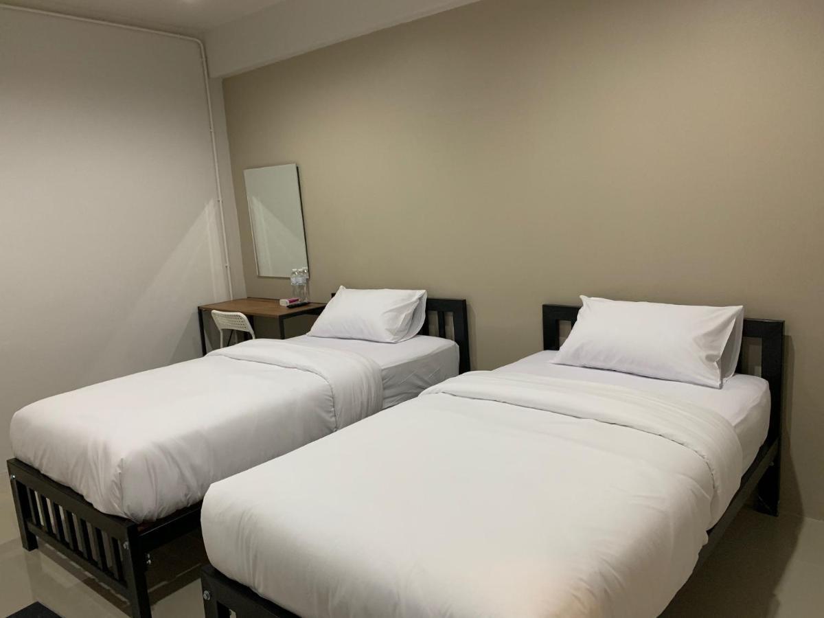 בנגקוק 9Ty Hotel מראה חיצוני תמונה
